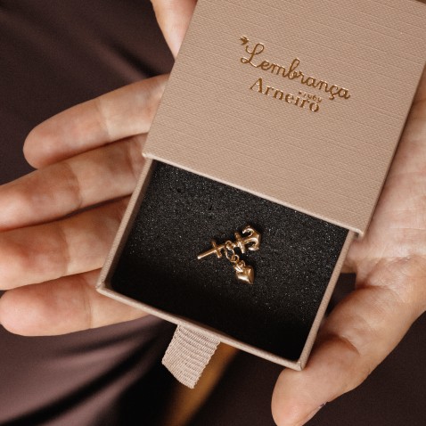 Pendente �ncora com Cruz Ouro 19.2K | Lembran�a