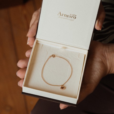 Pulseira Crian�a Concha Ouro 19.2K